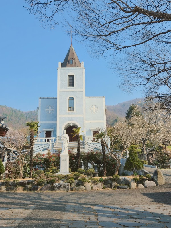문산 성당 1