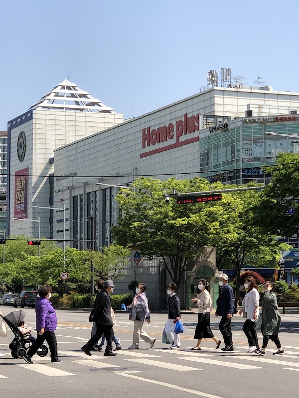 Homeplus Yeongdeungpo