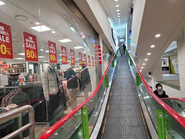 Homeplus Yeongdeungpo 2
