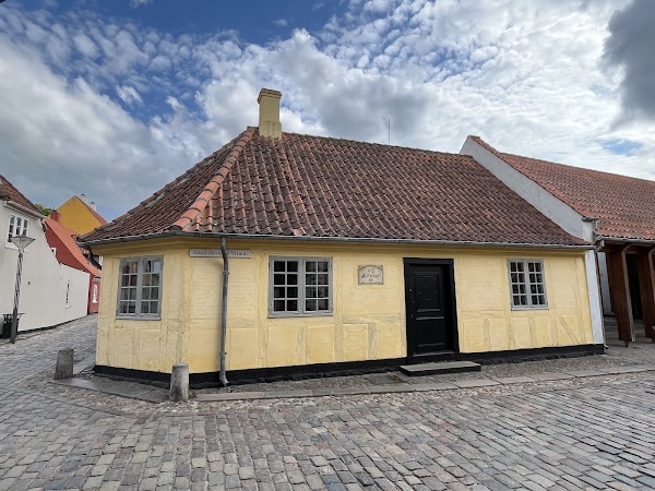H. C. Andersens House 5