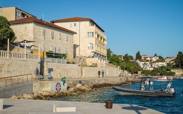 Hvar Port