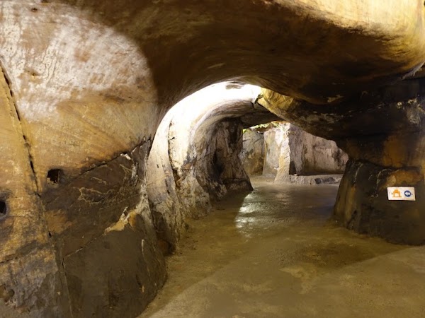 Buddha's Hand Cave 4