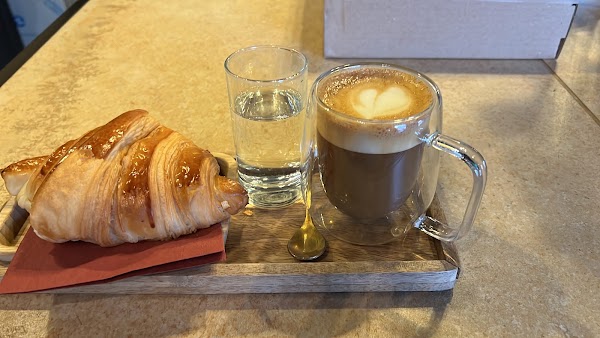Cafés du Monde - Les Halles (Specialty Coffee) 5