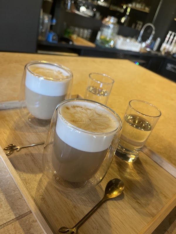 Cafés du Monde - Les Halles (Specialty Coffee) 3