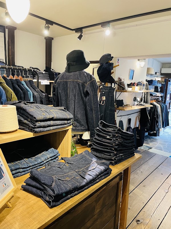 JAPAN BLUE JEANS Shibuya 2