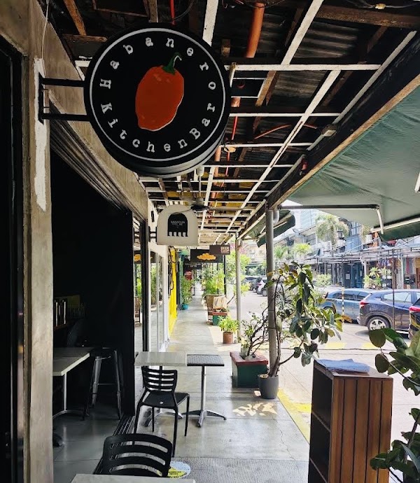 Habanero Kitchen Bar