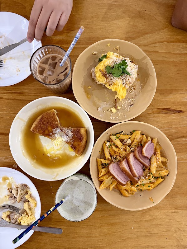 Puffs And Peaks Bakery Cafe Tampines Changkat 3