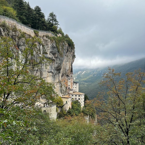 Santuario Madonna della Corona 2