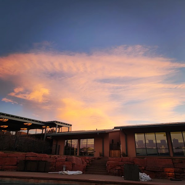 Strata Spa at Garden of the Gods Resort 4