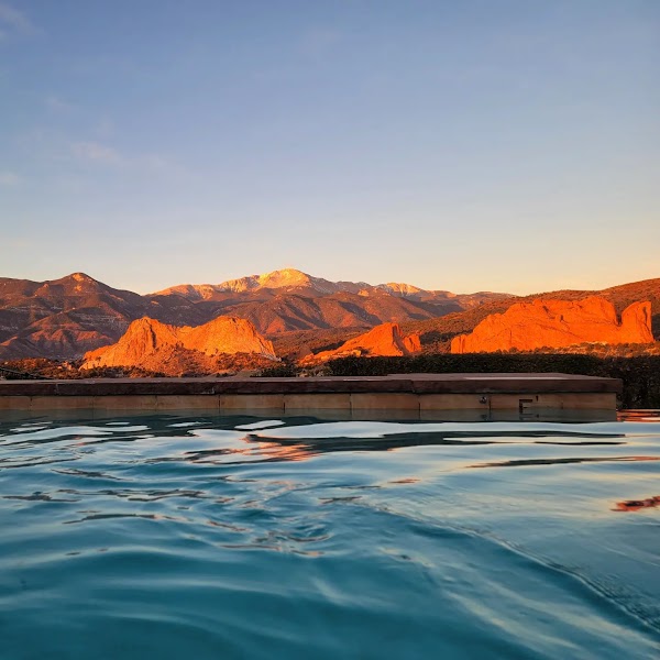 Strata Spa at Garden of the Gods Resort 2