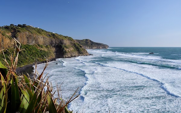 Maukatia Bay