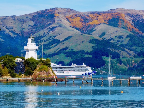 Akaroa 4