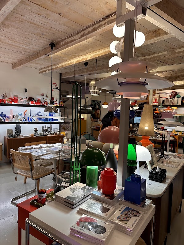 Modernon Retrosexual Vintage Shop 4