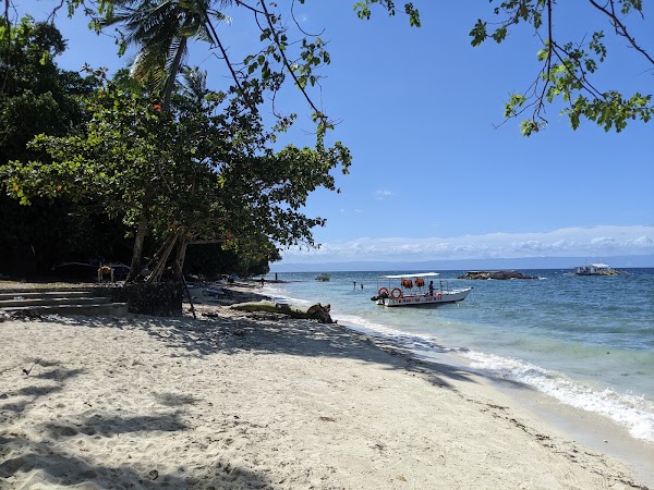 Momo Beach 1