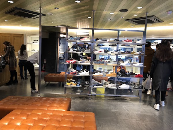 Onitsuka Tiger Shibuya 4