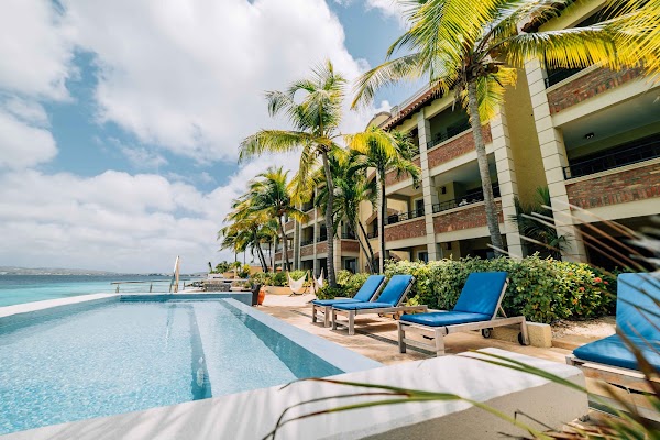 The Bellafonte Bonaire - Luxury Oceanfront Hotel 4