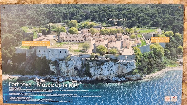 Royal Fort 5