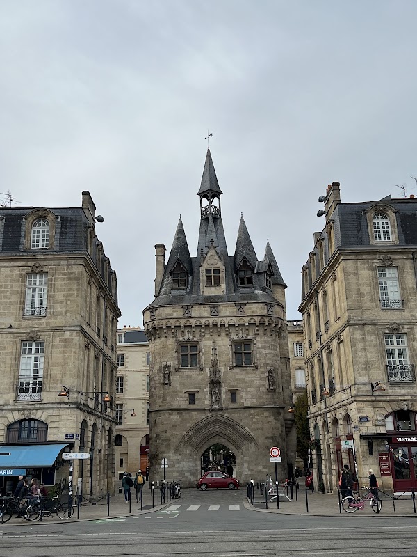 Place Meynard 1