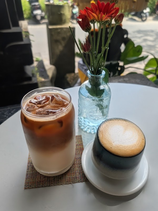 Blend Cafe Ubud 4