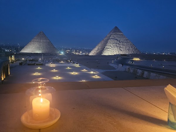 Khufu's Restaurant 3