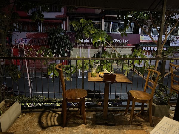 Cafe Divine Street