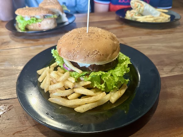 Cafe Divine Street 2