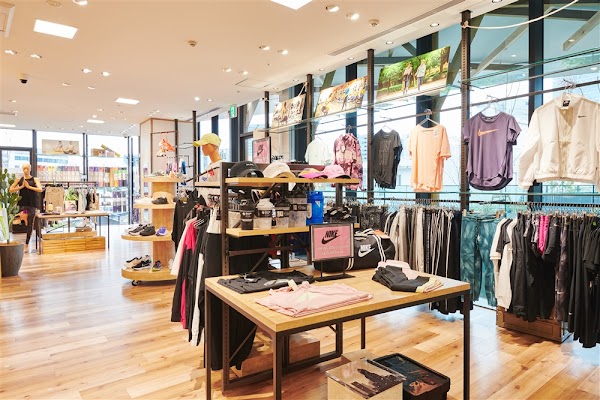 OSHMAN'S原宿店 5