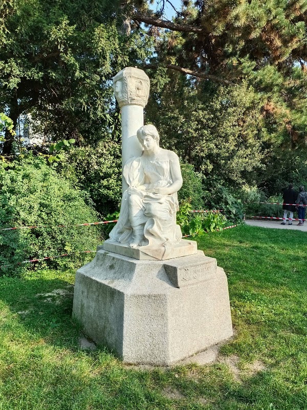 Arènes de Lutèce 2
