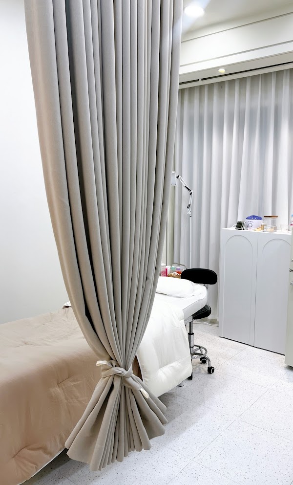 Brow seoul microblading&lash lift hongik univ 홍대눈썹문신 4