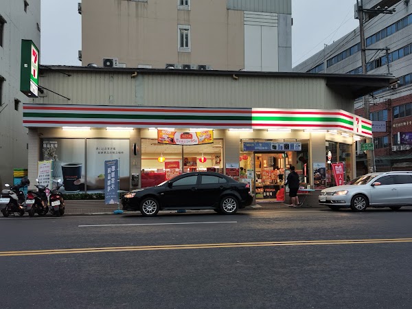 7-ELEVEN 龍揚門市 1
