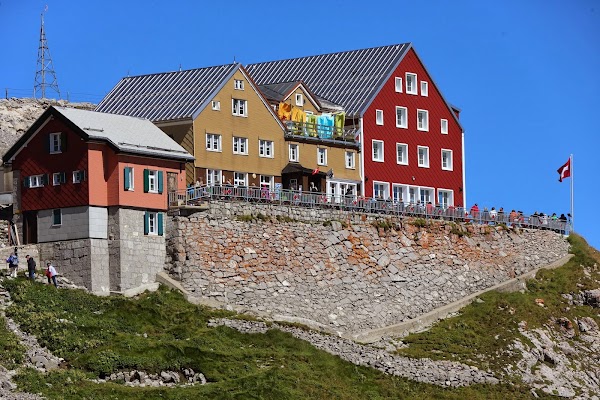 Switzerland 2 17