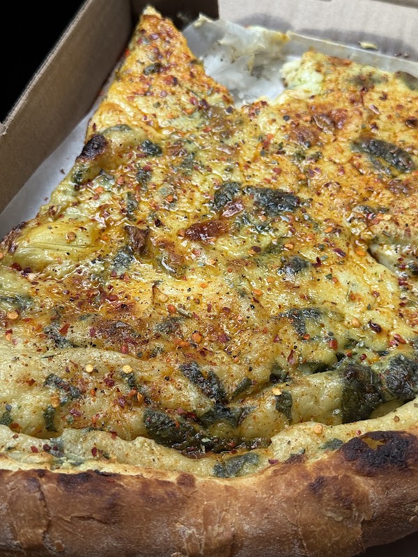 Artichoke Basille's Pizza 3