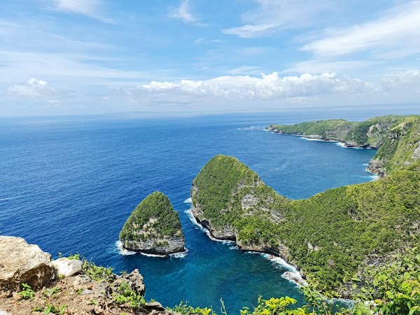 Paluang Cliff