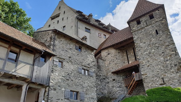 Burg Gutenberg 5