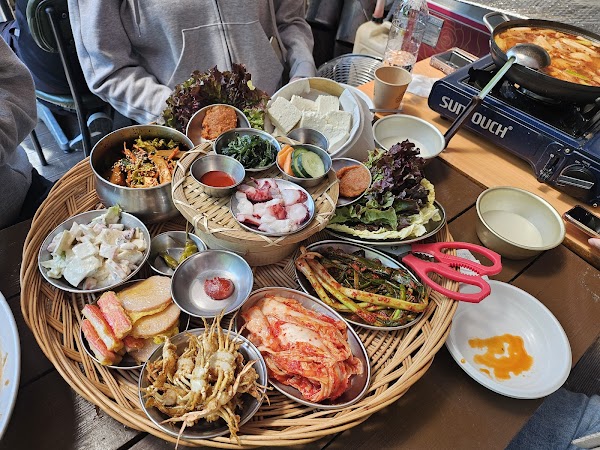 산아래주막 3