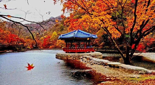 Uhwajeong Pavilion 1