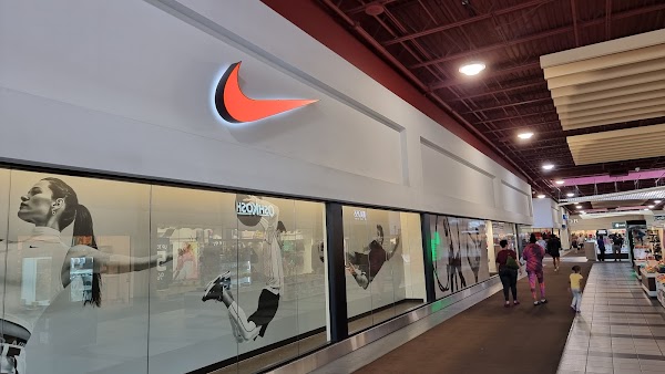 Las Vegas South Premium Outlets 3