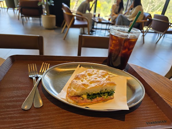 Starbucks The Bukhansan Branch 3