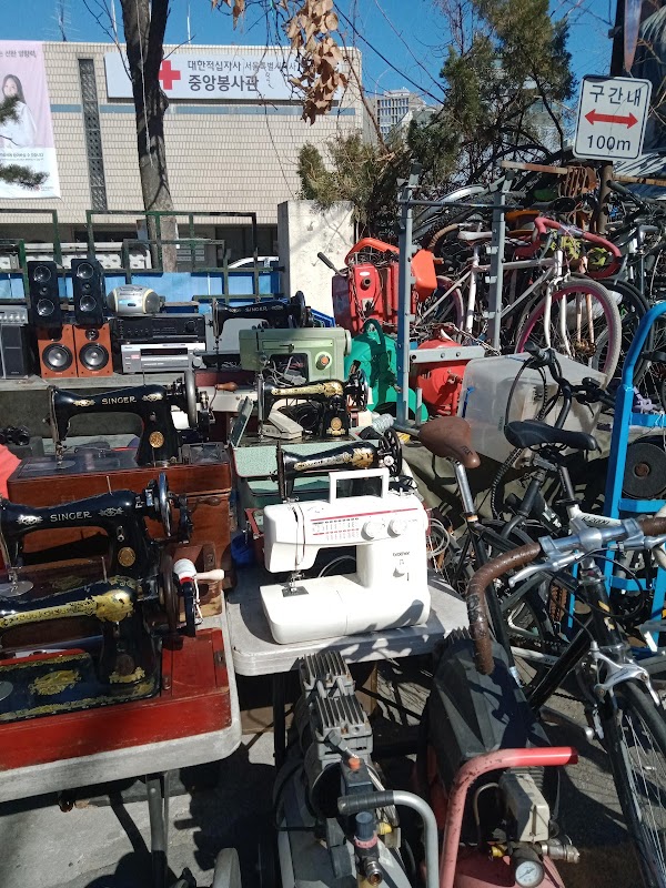 Dongmyo Flea Market 4