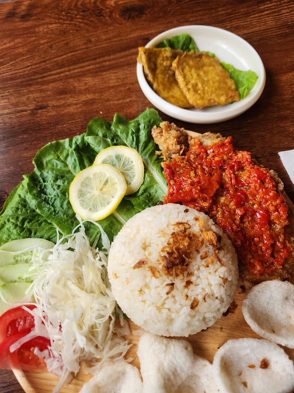 누산타라쿠 Nusantaraku Korea Halal Restaurant 3