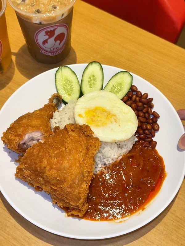 Lim Fried Chicken • SS2 3