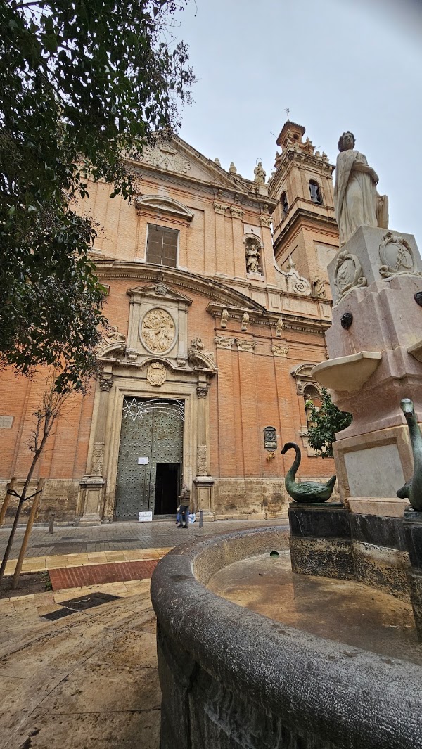 Plaza de la Reina 3
