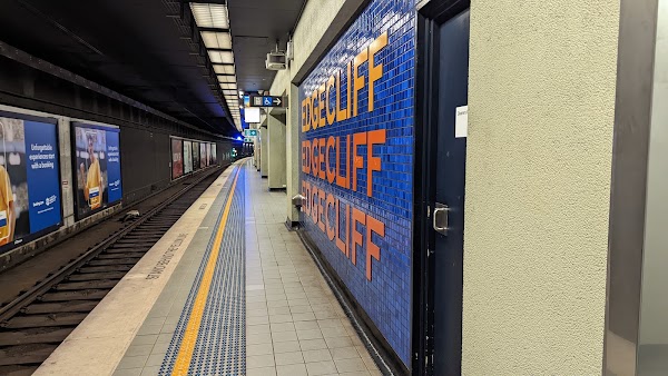 Edgecliff 4
