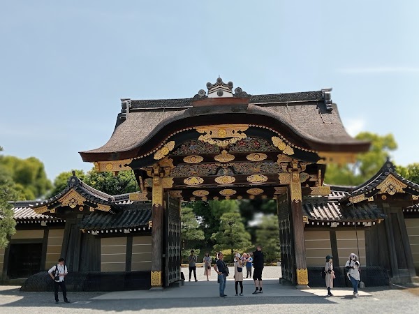 Nijojo-mae Sta.(Nijo-jo Castle)