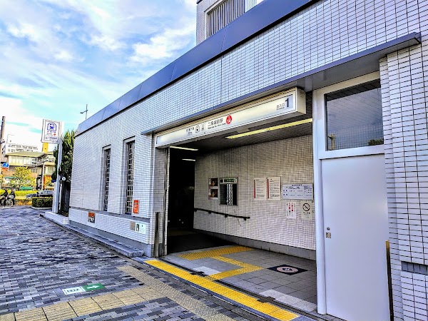 Nijojo-mae Sta.(Nijo-jo Castle) 3