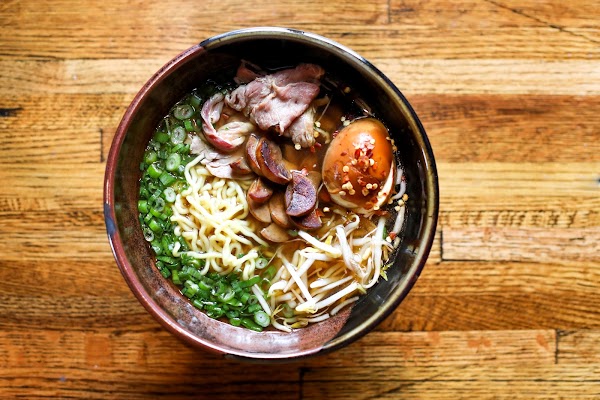 Glo Noodle House 5