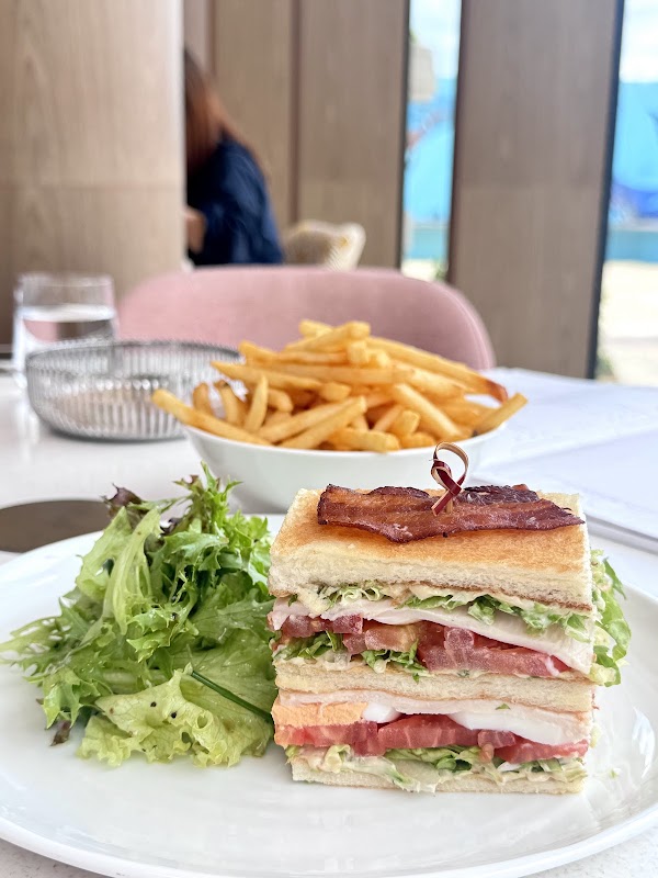 Pierre Hermé Paris Singapore 4