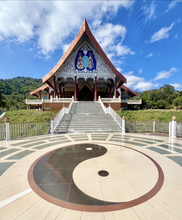 Wat Pa Huay Lad