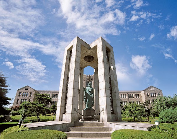 Dongguk University - Seoul Campus 5