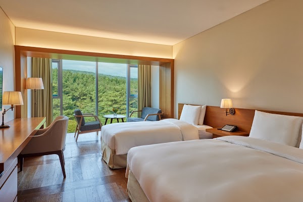 WE Hotel Jeju 5